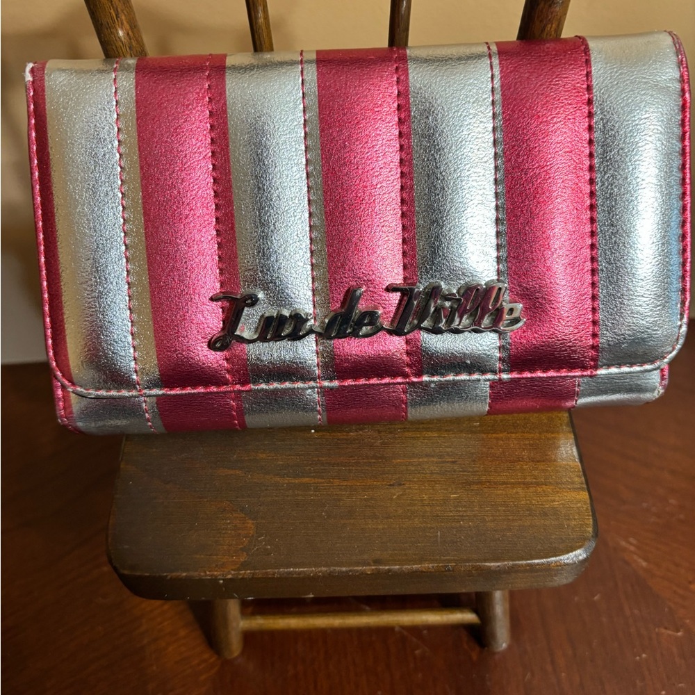 Lux de Ville Pink and Silver Striped Women's Bag - Picture 5 of 6